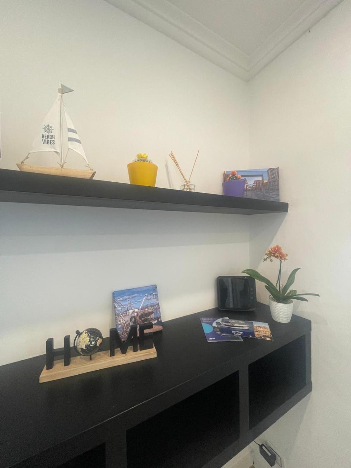 Orizzonte - 5 Terre, Via Fratelli Rosselli 11, Centro Storico-Stazione Centrale Con 2 Camere Da Letto Специя Экстерьер фото