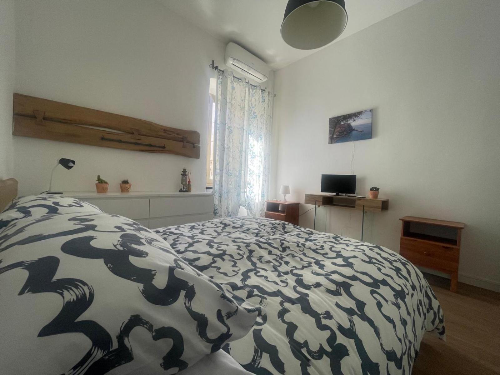 Orizzonte - 5 Terre, Via Fratelli Rosselli 11, Centro Storico-Stazione Centrale Con 2 Camere Da Letto Специя Экстерьер фото